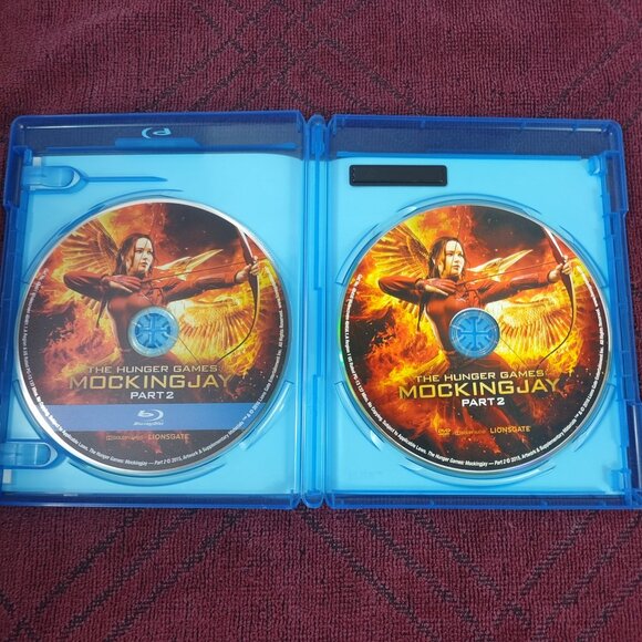 The Hunger Games Mockingjay Part 2 - 2015- PG/13-2 Disc Blu/ray DVD - Used - Picture 4 of 6
